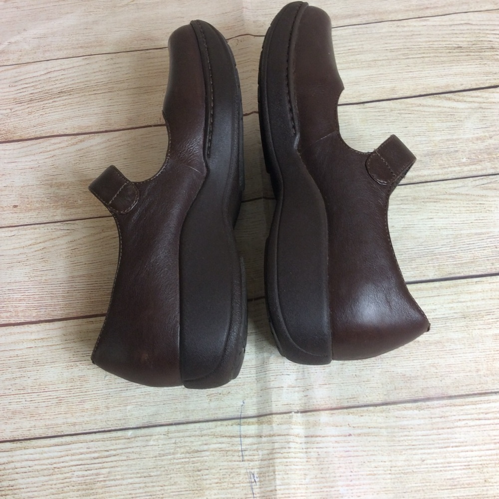 Dansko brown, leather embroidered Mary Jane. Size 40.  Size 10 - Picture 7 of 11